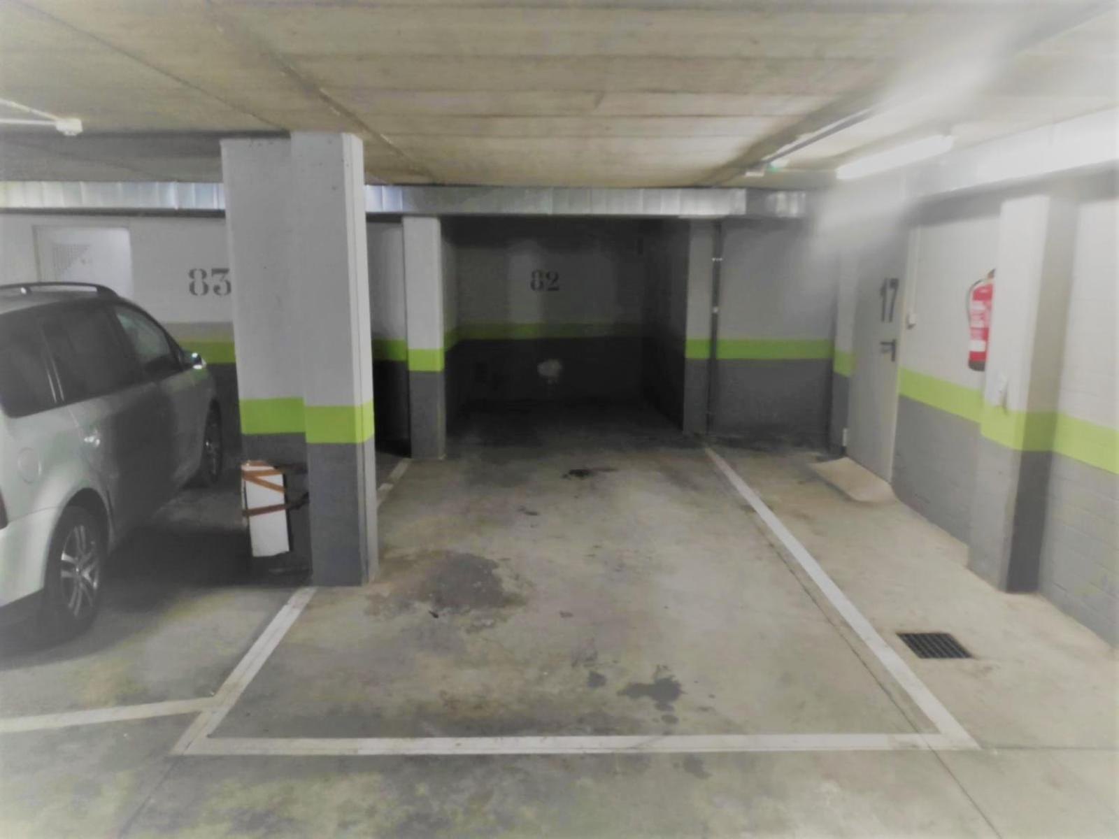 El Mirador Del Pilar - Parking Y Vistas A La Basilica Apartment Zaragoza Exterior foto